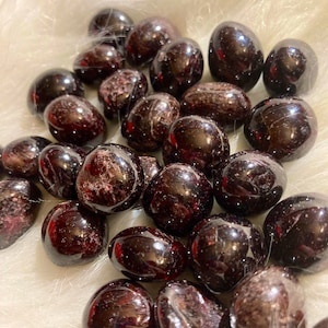Garnet Tumble Stones | Garnet Crystals