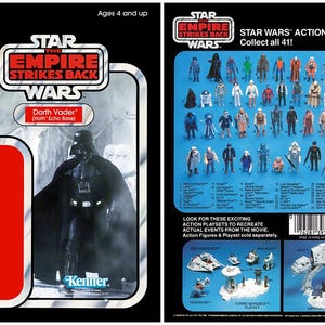 Könnte beinhalten: Eine Vintage-Actionfigur-Karte von Star Wars mit Darth Vader aus dem Film Das Imperium schlägt zurück. Die Karte ist rot und schwarz mit dem Kenner-Logo. Die Rückseite der Karte zeigt eine Sammlung von Star Wars-Actionfiguren und Spielsets.