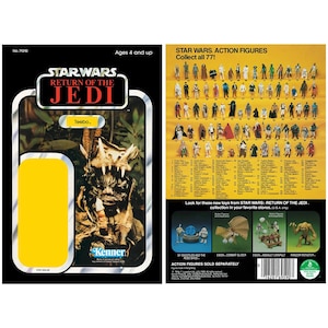 Puede incluir: Una tarjeta de figura de acción vintage de Star Wars con Teebo, un personaje de El Retorno del Jedi. La tarjeta es amarilla y presenta una imagen de Teebo en la jungla. La parte posterior de la tarjeta muestra una colección de otras figuras de acción de Star Wars.