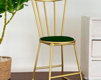 Chaise miniature à structure en laiton pour maison de poupée à l'échelle 1:6, chaise de salle à manger décorative pour poupée Barbie miniature à l'échelle 1/16