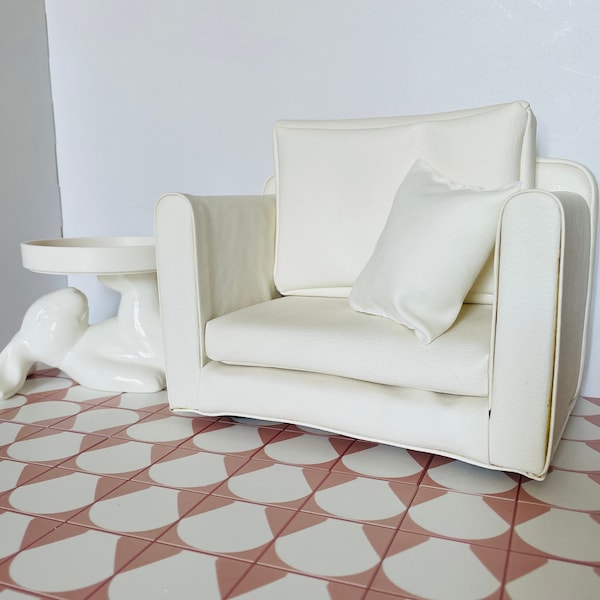 Chaise longue modulaire en faux cuir blanc cassé, échelle 1:6, avec oreiller, meubles Barbie, maison de poupée 1/6, fauteuil confortable, canapé