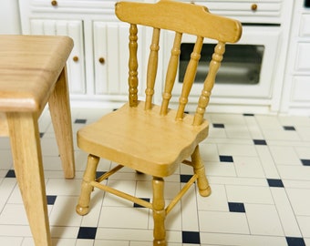 1:12 Scale Dollhouse Miniature Oak Windsor Chair