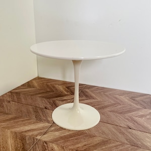 1:6 Miniature Tulip Table -White/Black, 1/6 Dollhouse 12 Inches Doll Midcentury Modern Accent Table
