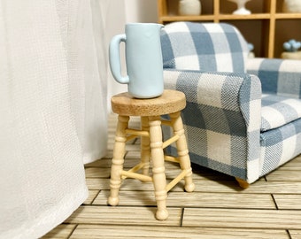 Taburete de madera en miniatura a escala 1:12, silla para casa de muñecas 1/12