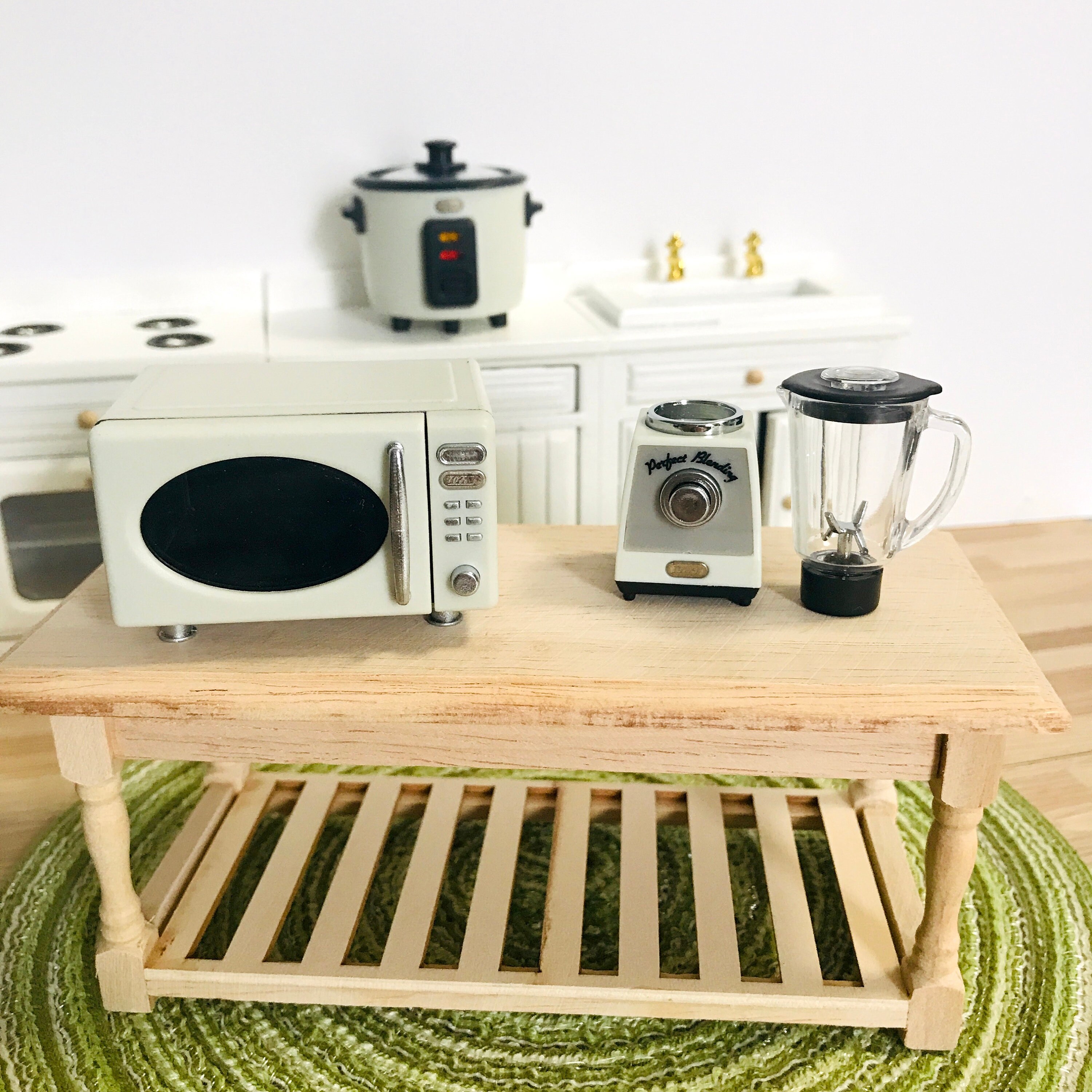 Folpus Four à Micro-Ondes Miniature De Maison De Poupée, Jeu De Simulation, Accessoires De Maison De Poupée 1/12 Pour Diorama Bricolage Micro Paysage Cadeau, Blanche