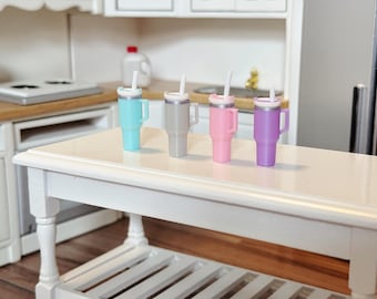 Dollhouse Miniature Tumbler with Lid & Straw 1/12 Scale