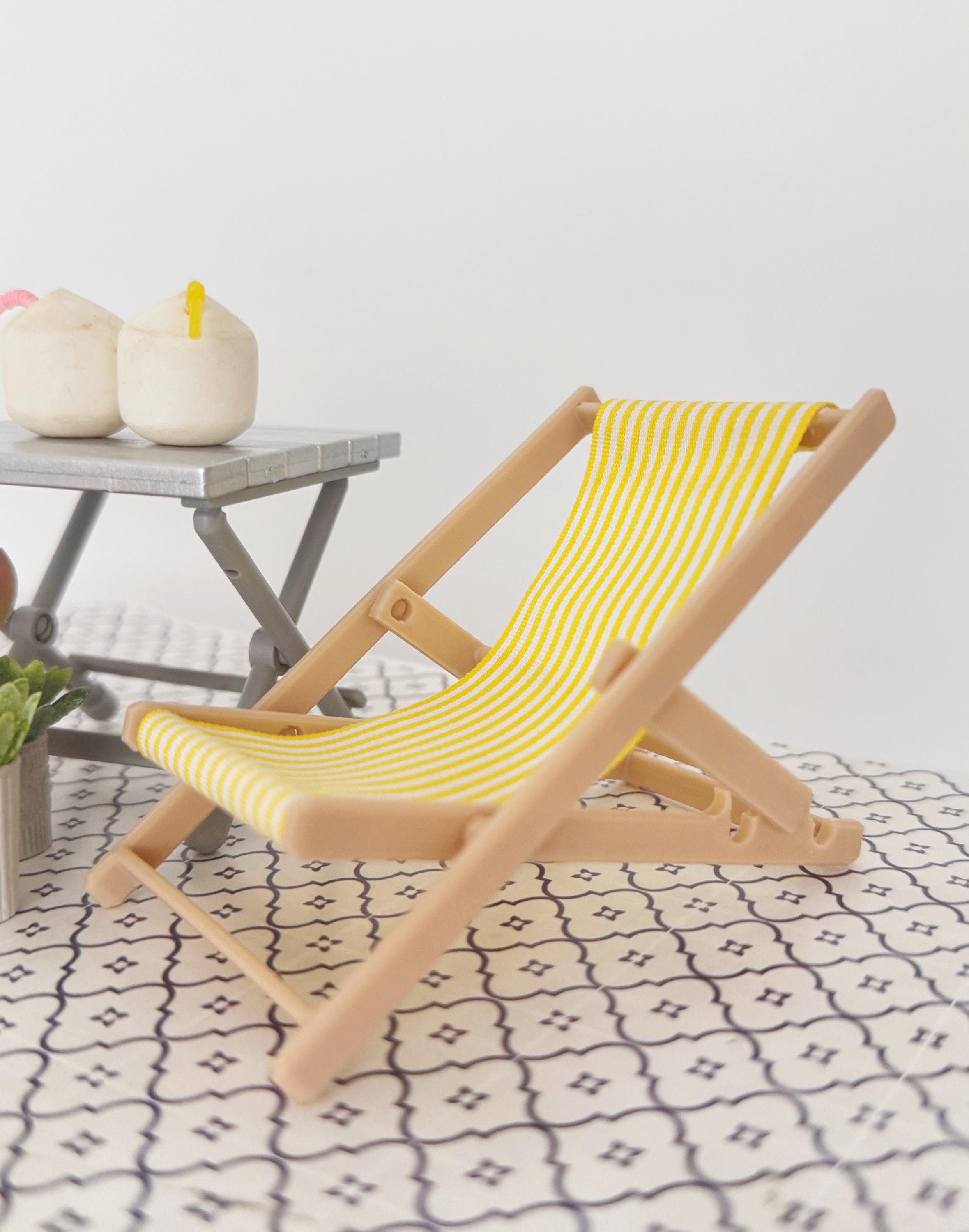 5 Stück Miniatur Klappstühle Bunt - 1:12 Maßstab Puppenhaus Möbel - Zusammenklappbare Mini Stühle