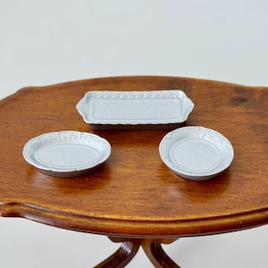 1:12 Scale Dollhouse Miniature Multiple Shapes  Silver Color Victorian Style Plate, 1/6 Scale Doll House Kitchen Accessories Tableware