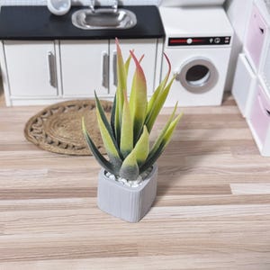 1/12 Scale Dollhouse Miniature Aloe Plant Cement Pot Decor