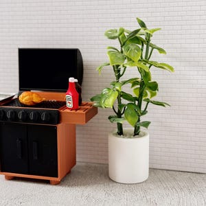 Dollhouse Miniature “Like-a-real” Artificial Potted Plants, 1：12 Scale 1/6 Scale Doll Furniture Decorating Accessories Tropical Plant