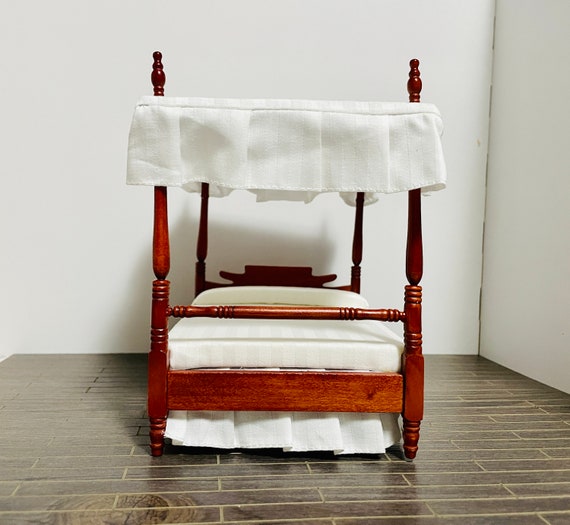 Detachable canopy bed frame deals