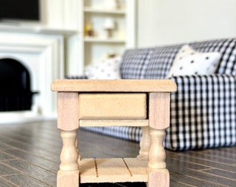 Tavolino laterale fai da te in miniatura per casa delle bambole in scala 1:12, non verniciato, con maniglia, comodino per mobili per bambole 1:12
