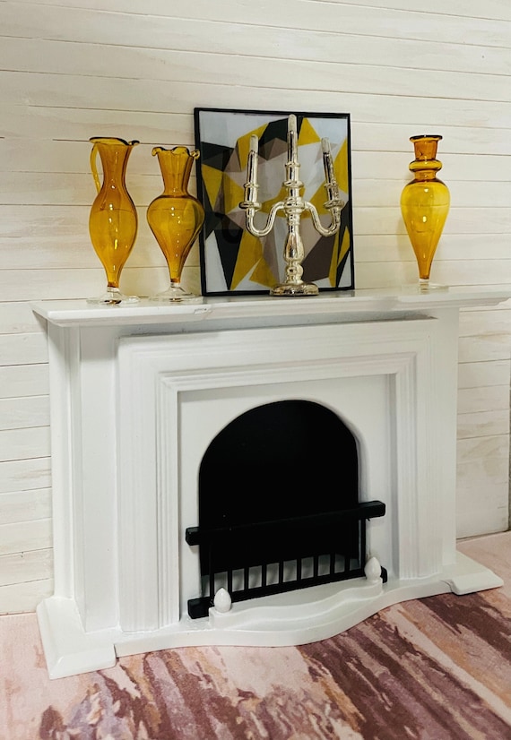 Mini Cheminée 1:12 Avec Bûches – Accessoire Maison De Poupée Réaliste, Décoration Salon Ou Chambre Miniature