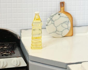 Olio da cucina in miniatura in scala 1:12, modello di bottiglia di olio da cucina per casa delle bambole in scala 1:12