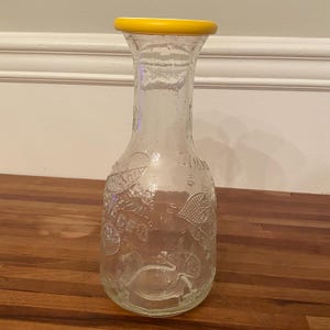Lemonade Pitcher Embossed Lemon Design Glass Carafe with Lid Country Lemonade Stand Breakfast Bar Farmhouse Vintage  Kitchen