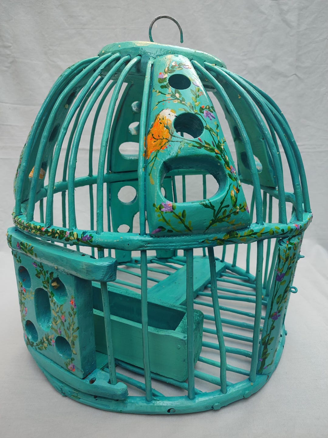 Photo inspiration: Hand Painted Bird Cage Primitive Ottoman Art Decor Photo Inspiration