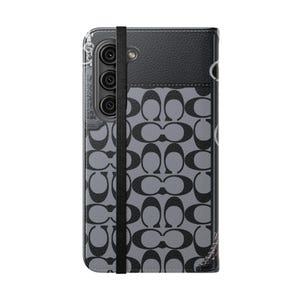 Betty Boop Luxe Fashionista Phone Case | Black Outfit, Luxury Background image 13