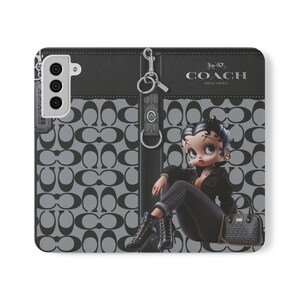Betty Boop Luxe Fashionista Phone Case | Black Outfit, Luxury Background image 3