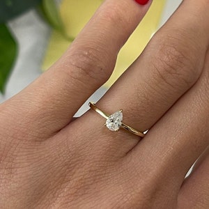 Pear Shaped Minimalist Solitaire Ring, Solitaire Gold Promise Ring, Dainty Classic Simple Thin Solitaire Ring, Gold Plated Simple Ring