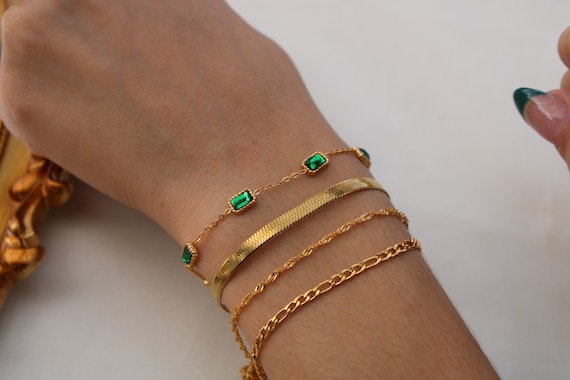 Buy Green Full Cut Diamonds 14kt Yellow Gold Emerald And Chain Bracelet by  KAJ Fine Jewellery Online at Aza Fashions.