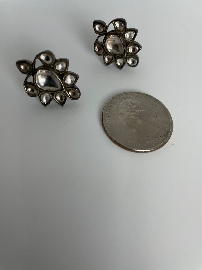 Women/'s Oxidized Sterling Silver Floral Stud Earrings with CZ .Beautiful Dreamy Antique Uncut Diamonds Flower Studs .925 Statement Earrings