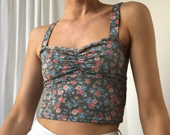 Purple Color Pink Green Vintage crop top Size Small Vintage Floral Crop Top Short Sleeve shirt