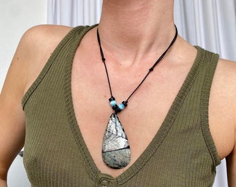 Vintage 00s Y2k Chunky Beachy Boho Parelmoer Shell Teardrop Mozaïek Hanger Ketting Choker Zwart Koord
