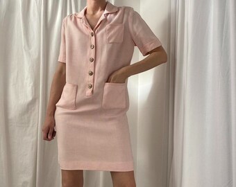 Vintage 80s Salmon Pink Tailored Short Sleeve Shift Shirt Dress with Lapel Collar and Button Up Front UK Size 12