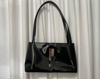 Vintage 90s/y2k Glossy Black Patent Leather Handbag Shoulder Bag with Silver Hardware Detail by Jane Shilton