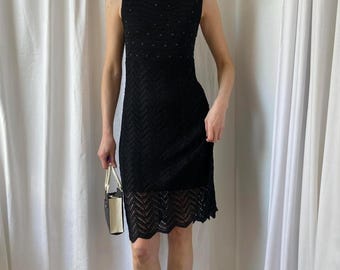 Vintage 90s Black Crochet Beaded Sleeveless Shift Midi Dress Scalloped Hem UK 10/12
