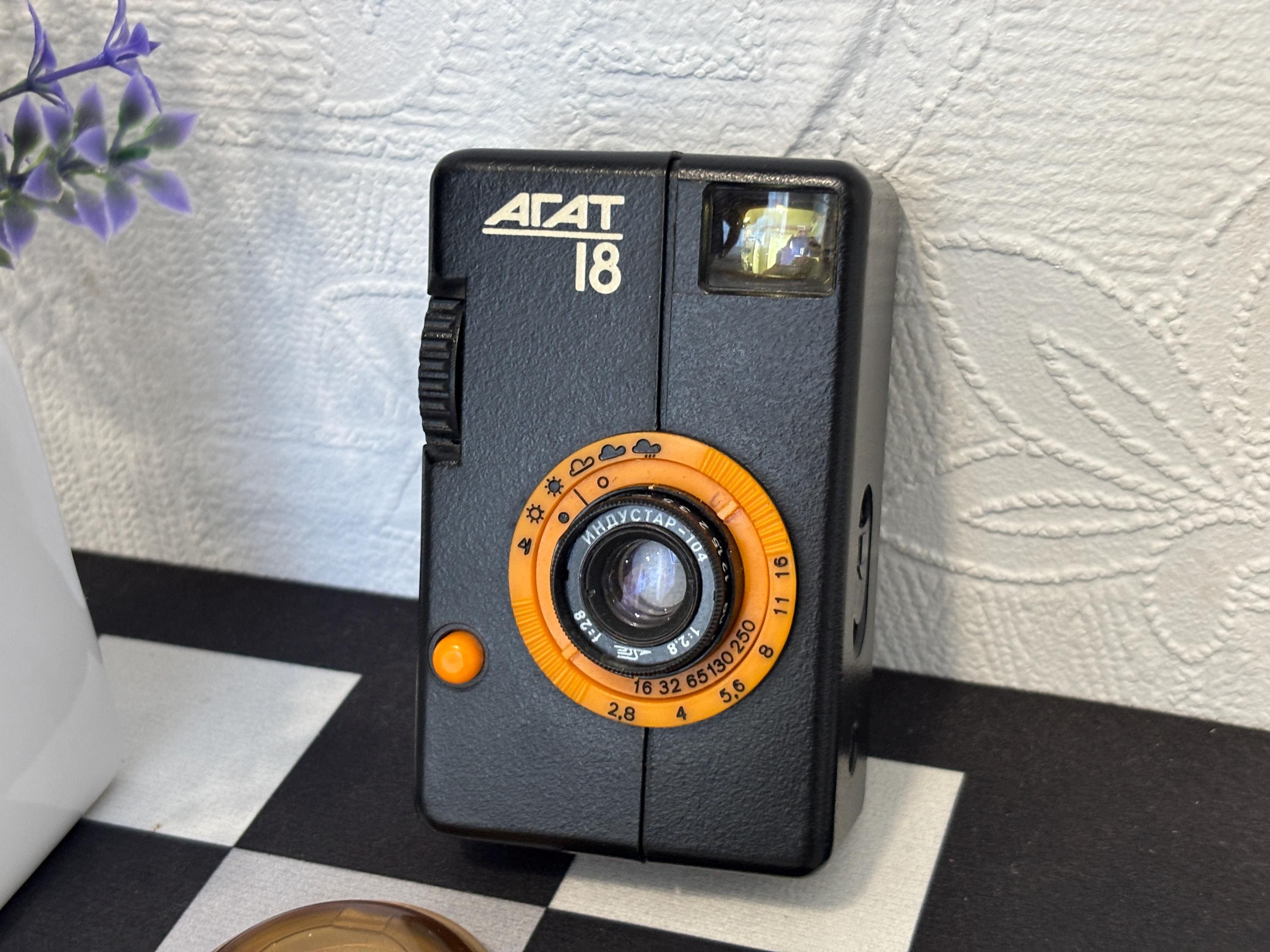 AGAT-18、希少、ソビエト、35 mm フィルム、ハーフ フレーム カメラ