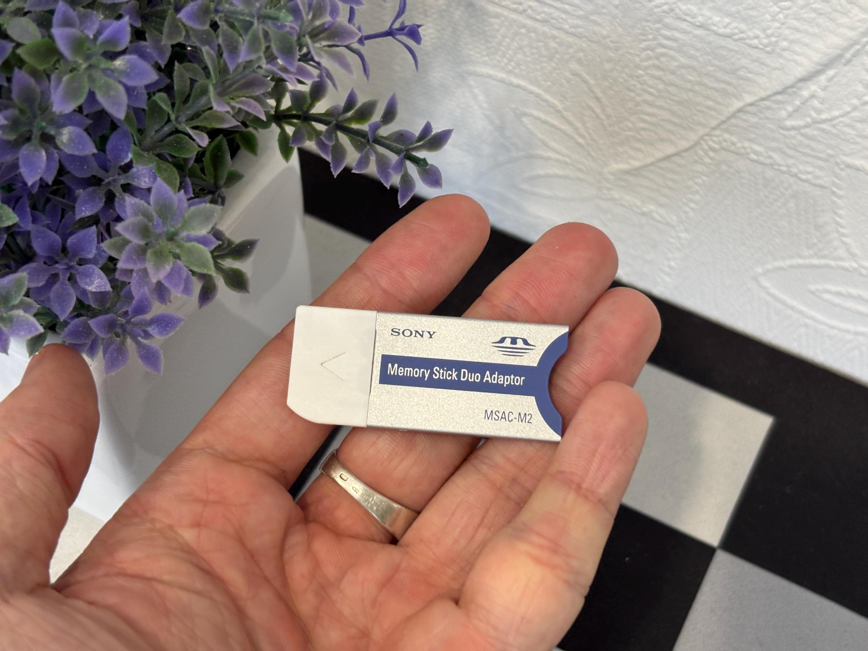 Adaptateur Sony Memory Stick Duo MSAC-M2 – Bleu – Occasion – Fabriqué Au Japon