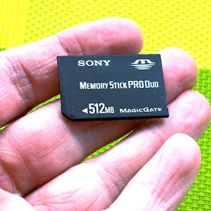 Carte mémoire Sony Memory Stick PRO Duo, 512 Mo, Magic Gate, fabriquée au Japon, pour appareils photo numériques Sony.