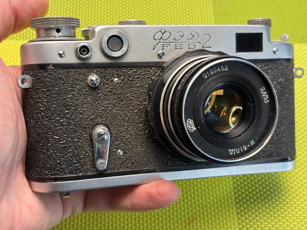 非常に珍しい、ビンテージカメラ FED 2、コレクター向けソビエトカメラ