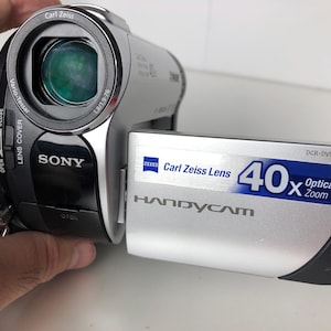 Sony video camera,In working order, a working digital ,video camera ,Sony DCR-DVD106, Handycam,Japan