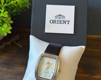 Orient Quartz Watch 21 Jewels – Serviced Japanese Wristwatch with New Leather Strap – Working Condition Cool Vintage
