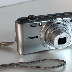 Very Popular Camera, Working, Cool, Samsung Digital Camera, Samsung ES65, Camera, For beginners and profi, compact