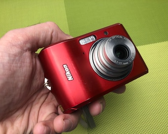 Red Nikon Coolpix A10 Digital Camera Y2K Bundle - Etsy India