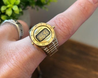 COOL Rare Vintage Quartz Watch Ring 1990 Rare Digital Finger Watch Working Serviced Gold Tone Adjustable Ring Watch