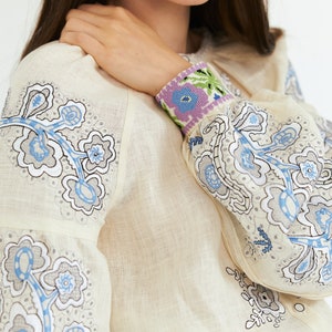 Warm ivory peasant blouse with embroidered flowers. Ukrainian designer modern vyshyvanka. SIZE S SHIPS from the USA