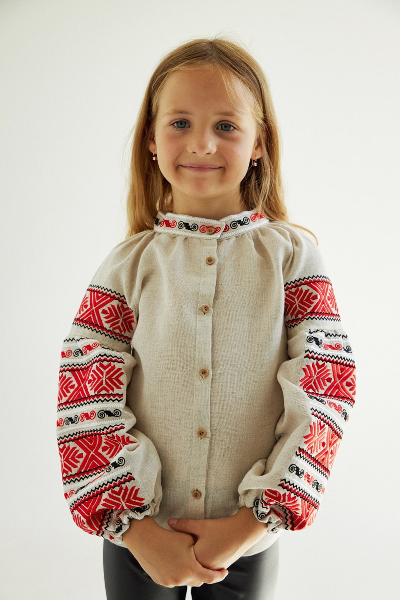 Girl peasant vyshyvanka blouse. Ukrainian cotton shirt for kids. IN STOCK zdjęcie 1