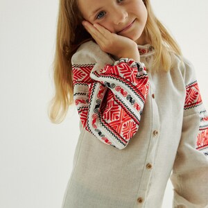 Girl peasant vyshyvanka blouse. Ukrainian cotton shirt for kids. IN STOCK zdjęcie 4