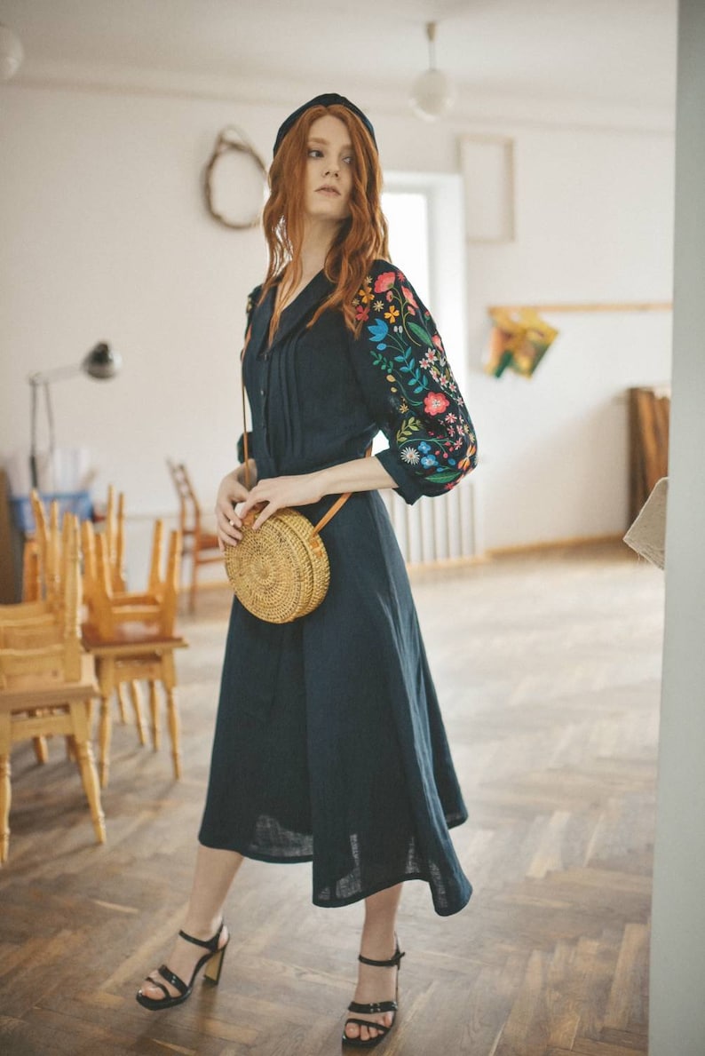 cottagecore linen dress  60s vibe, Nice midi length, embroidered sleeves inspired by hungarian embroidery (nice small multicoloured wildflowers). Peter pan collar. Made in Ukraine