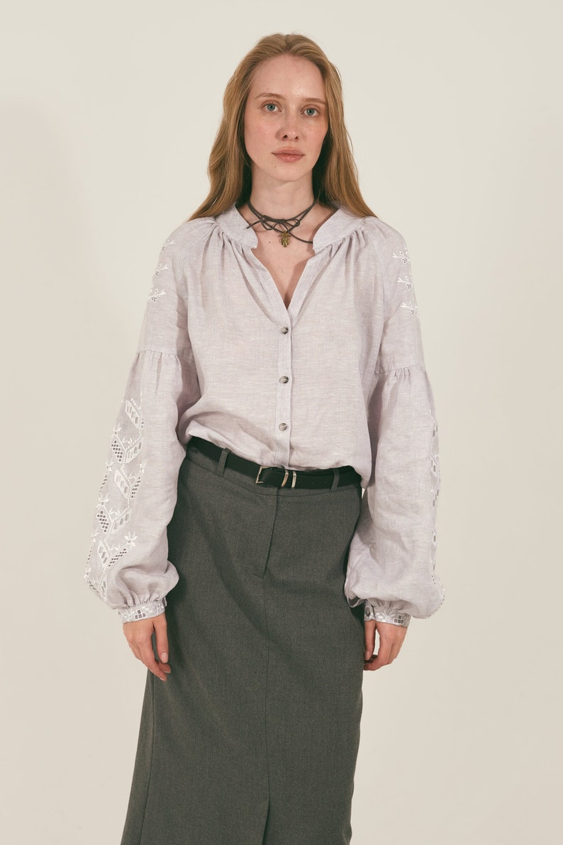 Ukrainian linen modern peasant vyshyvanka blouse. Motrya blouse in light gray image 2