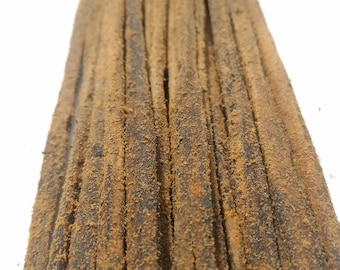 White Sage Incense Natural Hand Rolled Hand Wrapped in Recycled Paper High Quality 60-90 min Burn Time