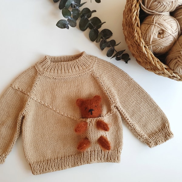 Jersey de bebé de algodón orgánico hecho a mano con osito de peluche tejido a mano