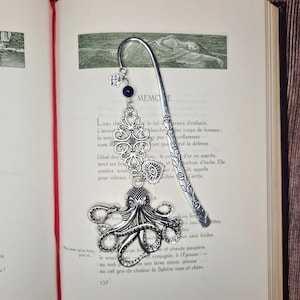 Cute bookmark, custom bookmark, metal bookmark, bookmark, bookmarks, octopus, kraken, tiger's eye, jewel, handmade, handmade, gift.