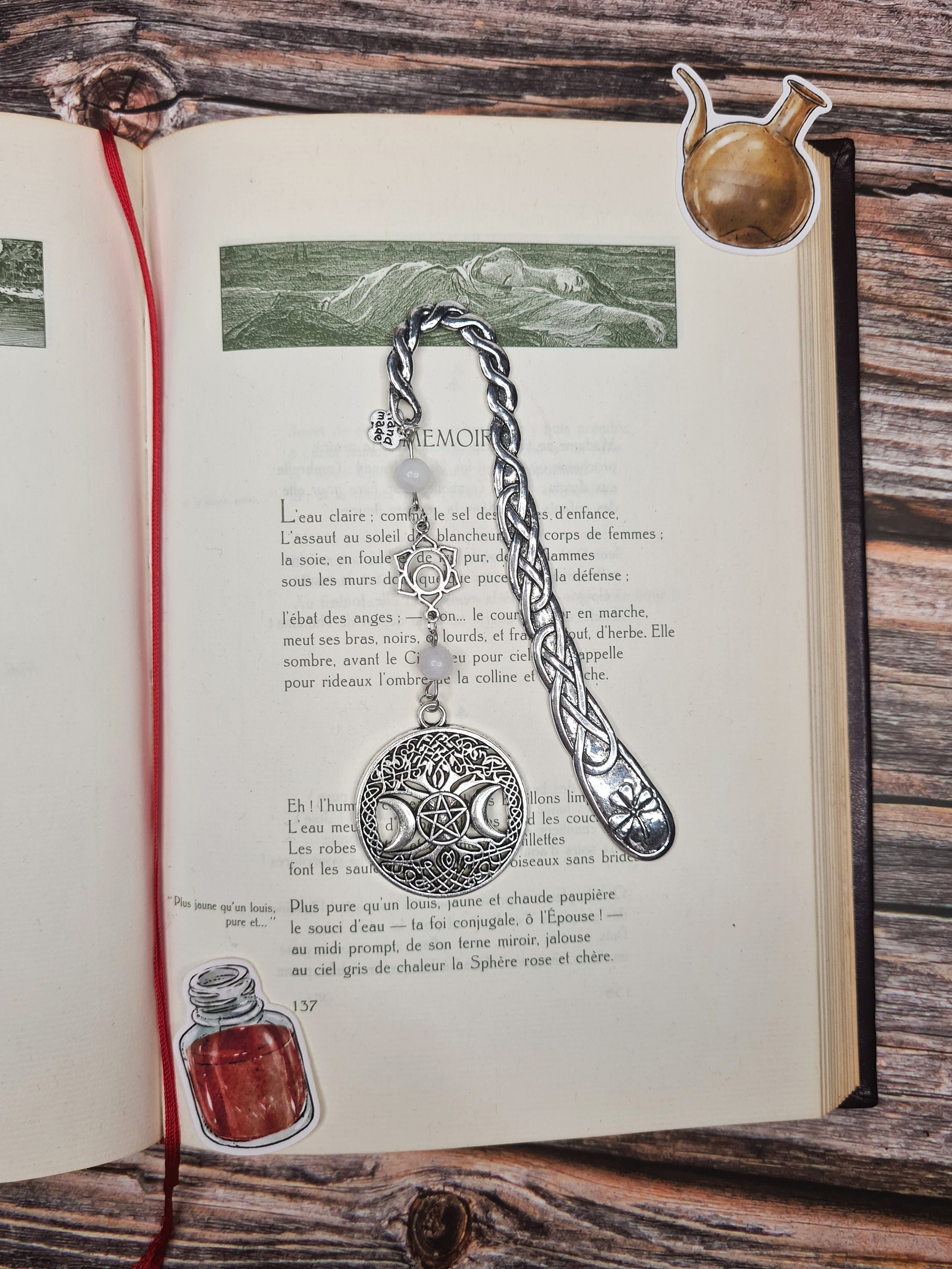 Cute bookmark, custom bookmark, metal bookmark, bookmark, bookmarks, witch, witch, moonstone, jewelry, handmade, gift.
