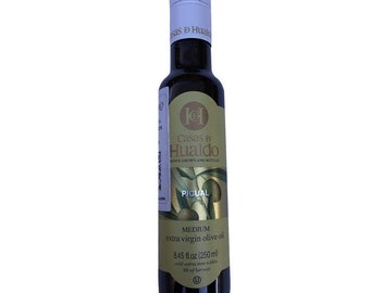 Picual Extra Virgin Olive Oil CASAS DE HUALDO 250ml (Aceite de Oliva Picual)