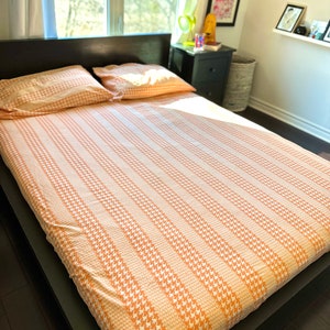 Dubbel-/Hel eller Queen-säng Vintage Lakanset, 2 Örngott, Orange Mod 70-tal